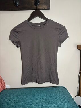 H&M Short Sleeve Fitted Tee - Gray